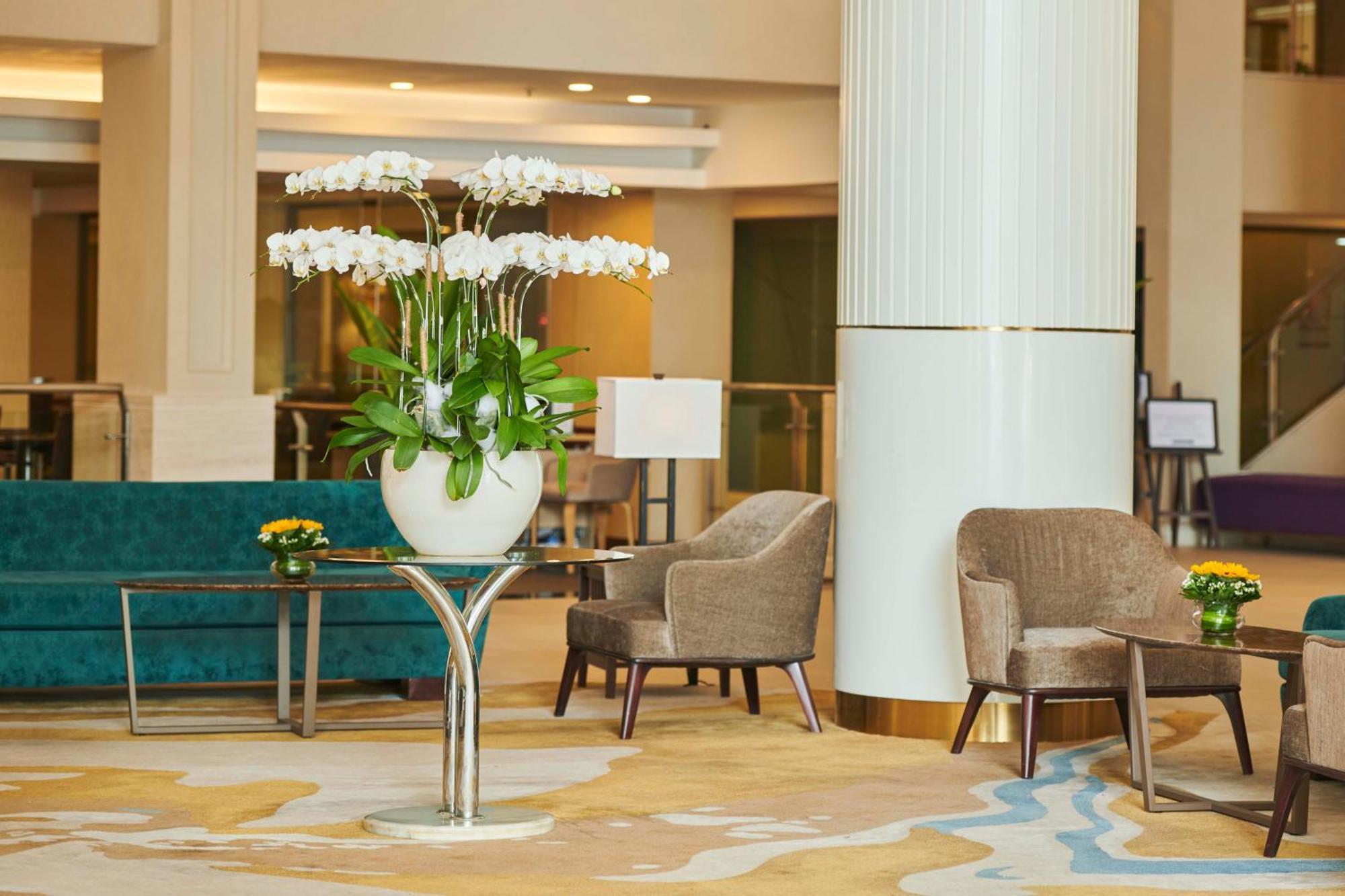 فندق إيستين غراند سايغون مدينة هوشي منه المظهر الخارجي الصورة The lobby of the hotel